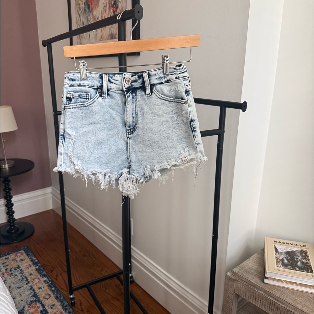 Light Wash Distressed Denim Shorts - Women